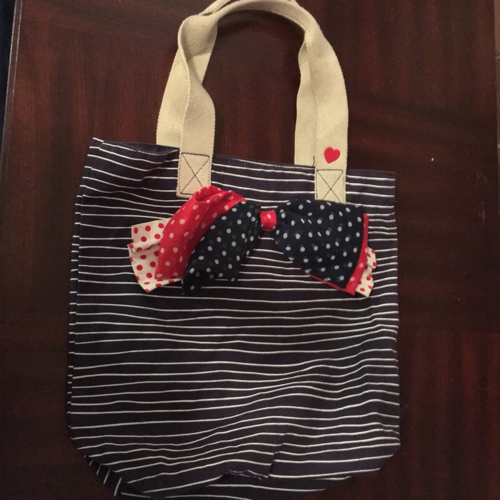 Red white and blue bow tote
